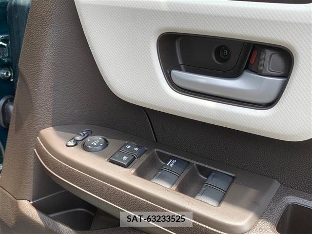 Honda N BOX 2023-05 364546-27