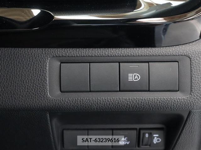 Toyota AQUA 2022-10 291854-11