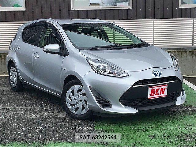 Toyota AQUA 2017-11 261359-6