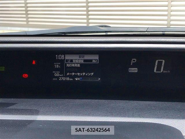 Toyota AQUA 2017-11 261359-7