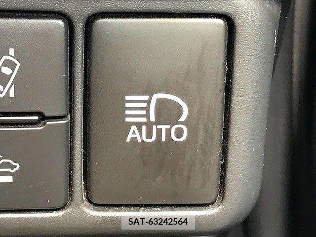 Toyota AQUA 2017-11 261359-16