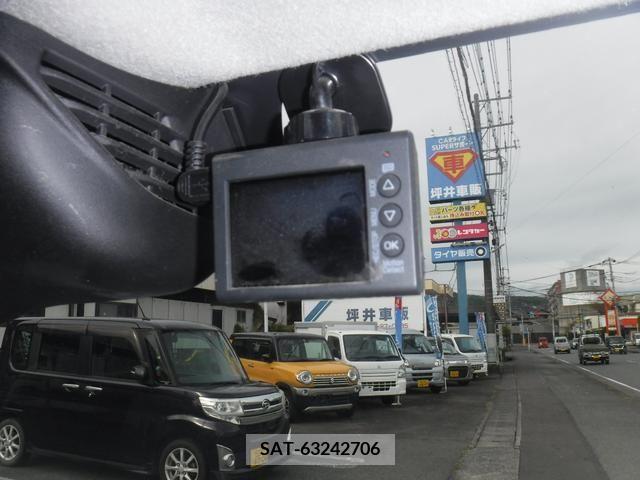 Suzuki EVERY WAGON 2019-11 219826-11