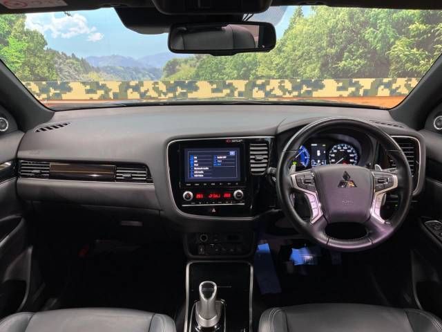 Mitsubishi OUTLANDER PHEV 2019-11 187094-1