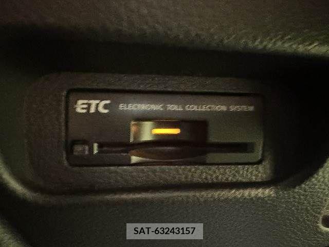 Nissan X-TRAIL 2010-09 302129-7