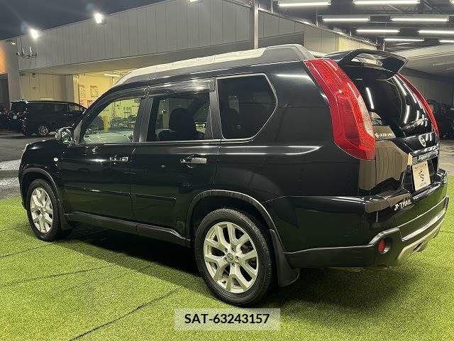 Nissan X-TRAIL 2010-09 302129-15
