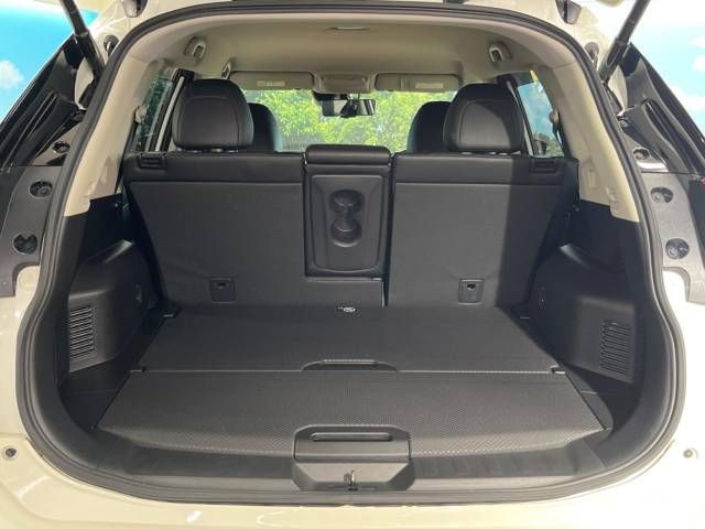 Nissan X-TRAIL 2019-05 9718-10