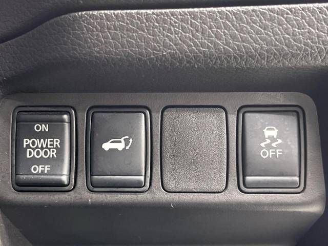 Nissan X-TRAIL 2019-05 9718-6