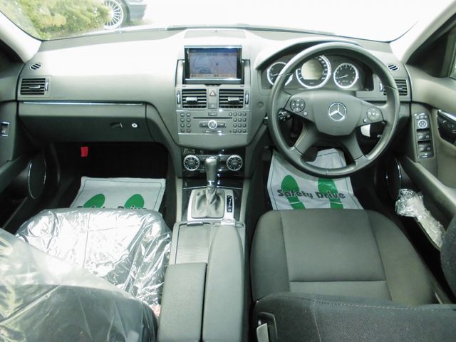 Mercedes Benz C-CLASS 2009-09 17336-21
