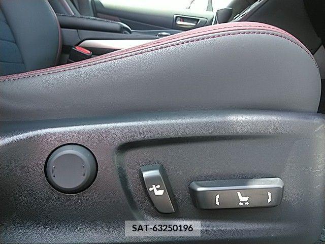 Lexus IS 2018-07 230870-18
