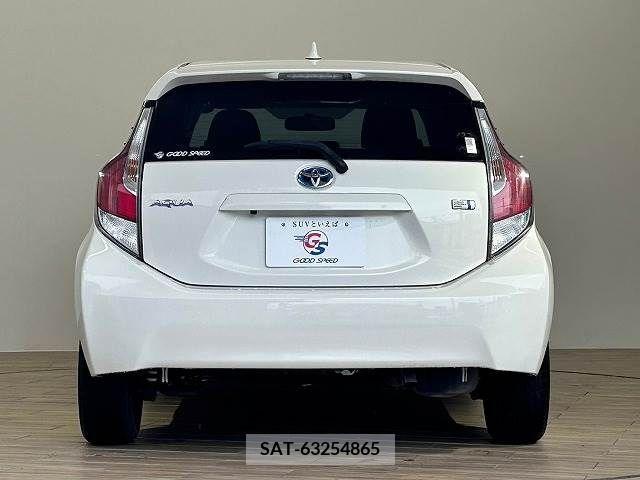 Toyota AQUA 2015-11 314235-12