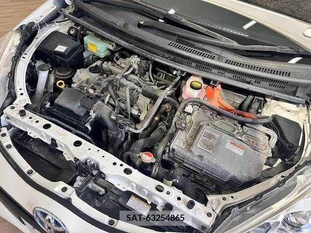 Toyota AQUA 2015-11 314235-19