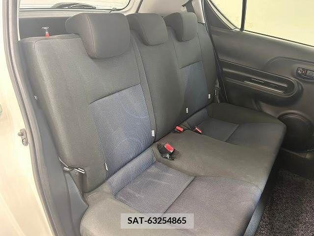 Toyota AQUA 2015-11 314235-9