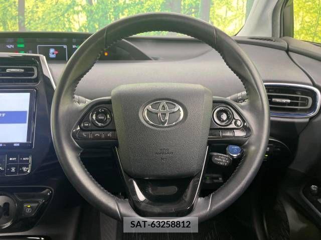 Toyota PRIUS 2019-09 366330-11