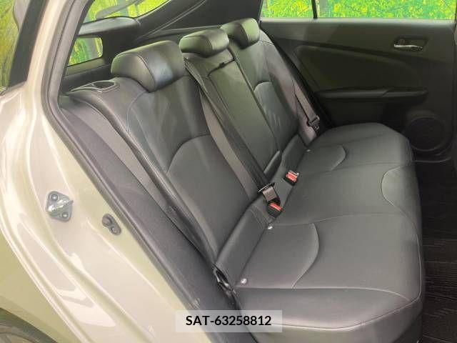 Toyota PRIUS 2019-09 366330-9