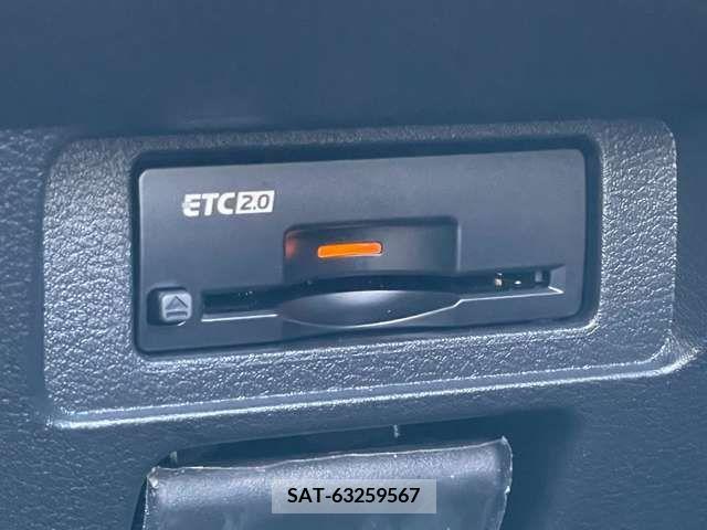 Nissan AURA 2022-08 356659-10