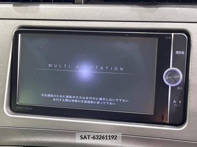 Toyota PRIUS 2012-10 218190-2