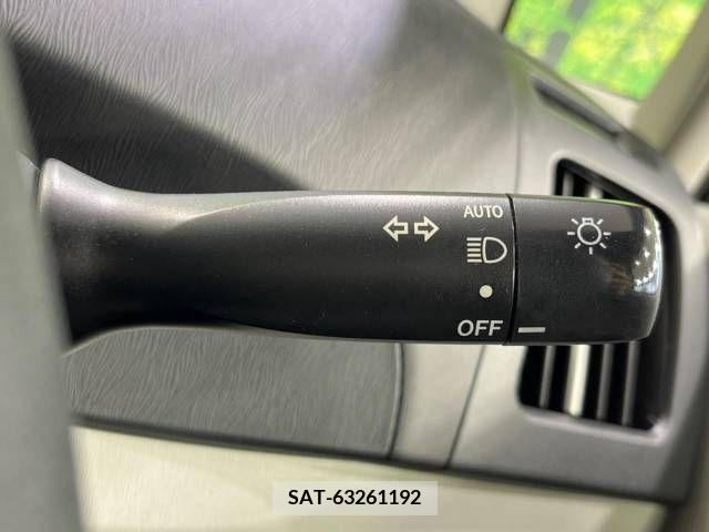 Toyota PRIUS 2012-10 218190-6