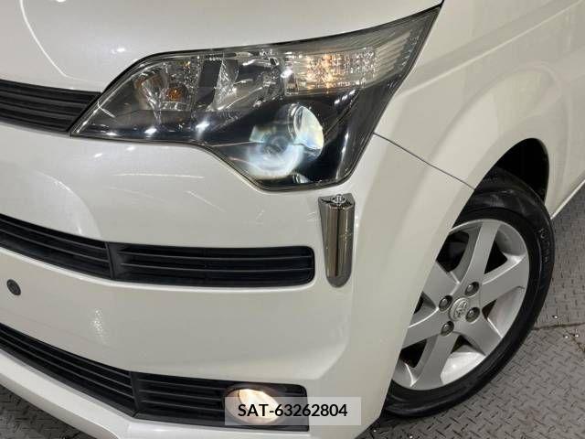 Toyota SPADE 2013-05 376457-12