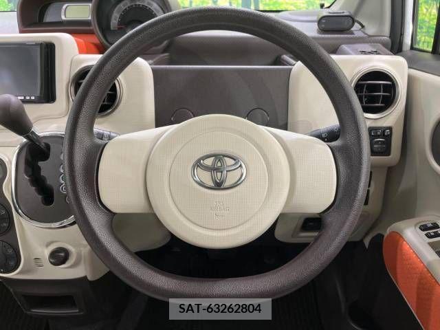 Toyota SPADE 2013-05 376457-11