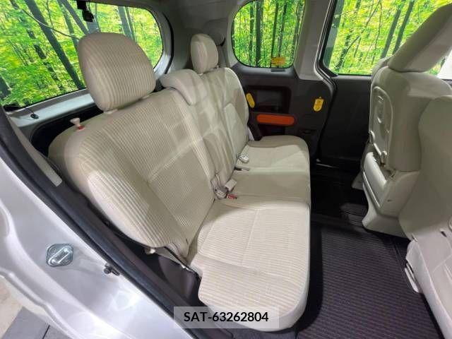 Toyota SPADE 2013-05 376457-9