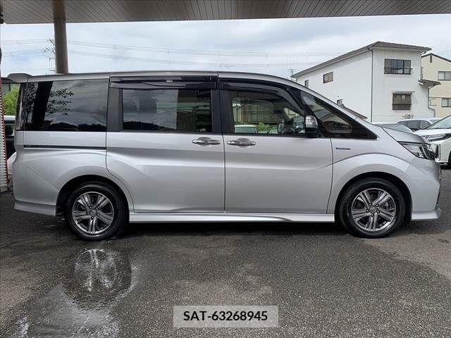 Honda STEP WGN 2018-09 384131-9