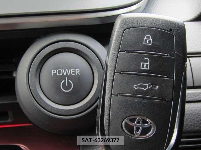 Toyota PRIUS 2023-05 313509-13