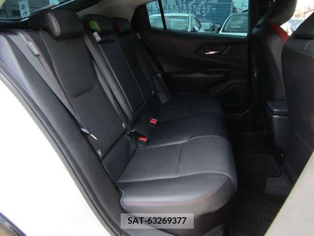Toyota PRIUS 2023-05 313509-18