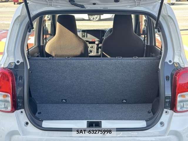 Suzuki ALTO 2022-11 355765-8