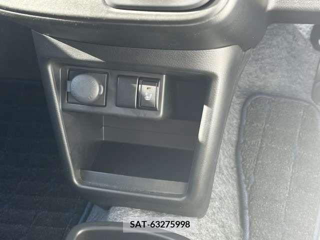 Suzuki ALTO 2022-11 355765-17
