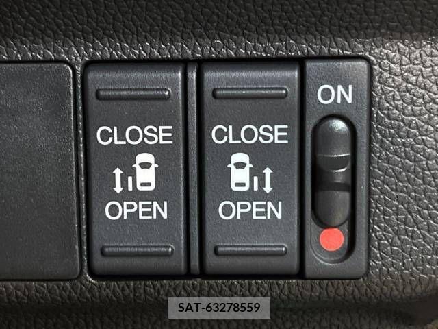 Honda FREED 2018-07 302983-4