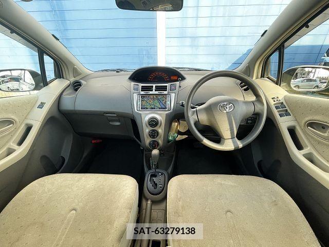 Toyota VITZ 2008-04 242902-1