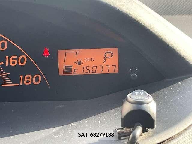 Toyota VITZ 2008-04 242902-4