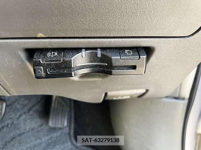Toyota VITZ 2008-04 242902-7