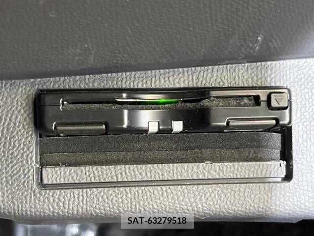 Nissan ROOX 2010-05 324219-3