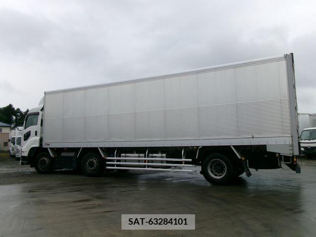 Isuzu GIGA 2016-11 270781-3