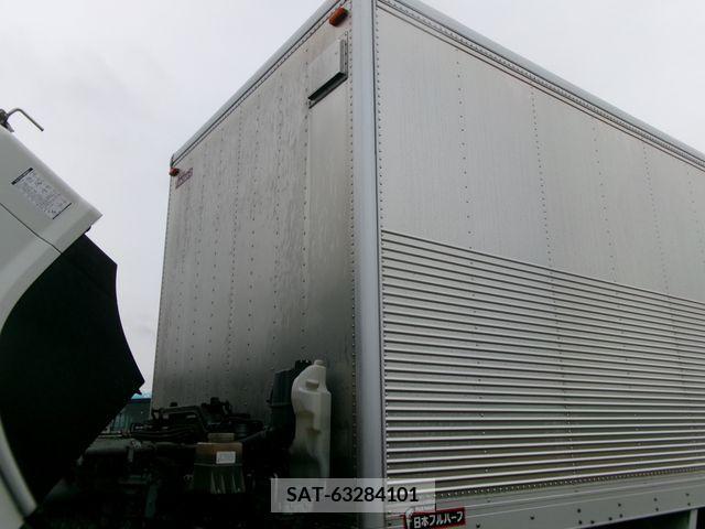 Isuzu GIGA 2016-11 270781-27