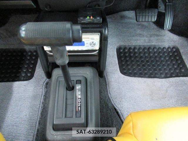 Nissan BE-1 1987-02 254817-11