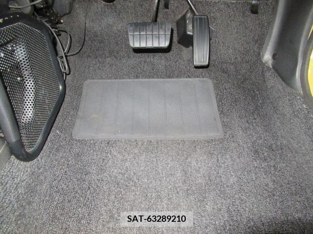Nissan BE-1 1987-02 254817-12