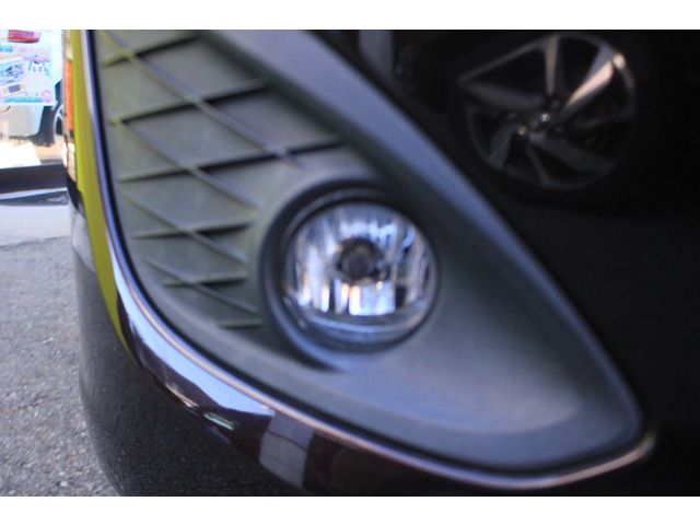 Mazda PREMACY 2012-09 14797-8