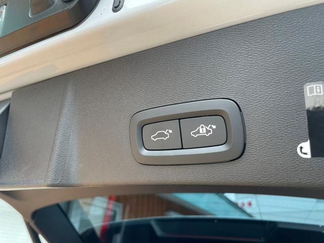 Volvo XC40 2019-08 14745-3