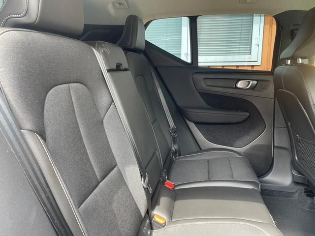 Volvo XC40 2019-08 14745-10