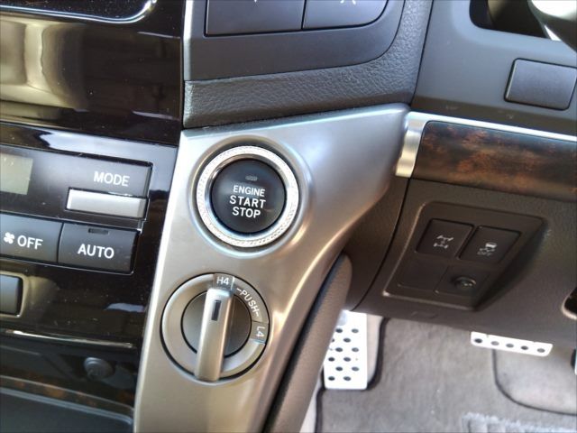 Toyota LAND CRUISER 2010-11 13874-13