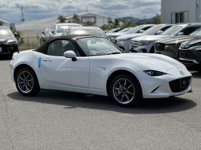 Mazda ROADSTER 2023-03 12090-24