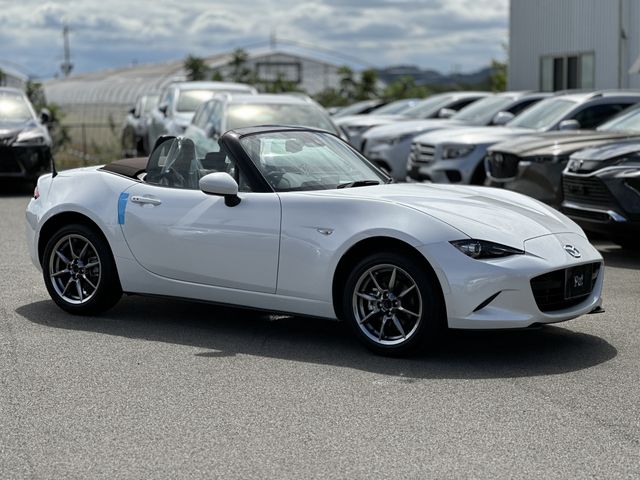 Mazda ROADSTER 2023-03 12090-25