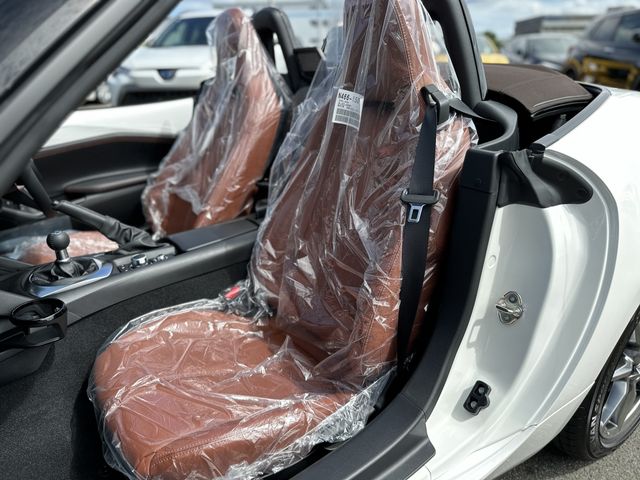 Mazda ROADSTER 2023-03 12090-15