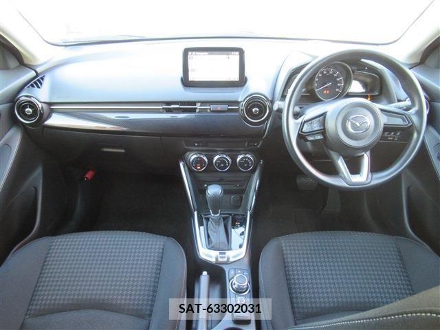 Mazda DEMIO 2019-08 301984-4