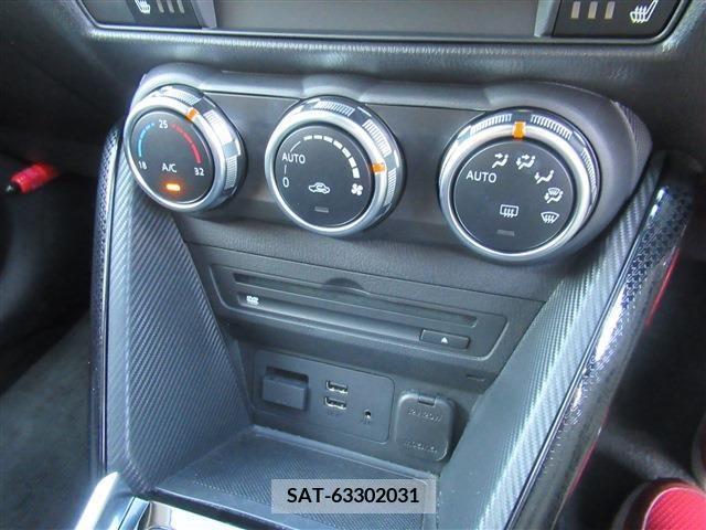 Mazda DEMIO 2019-08 301984-8