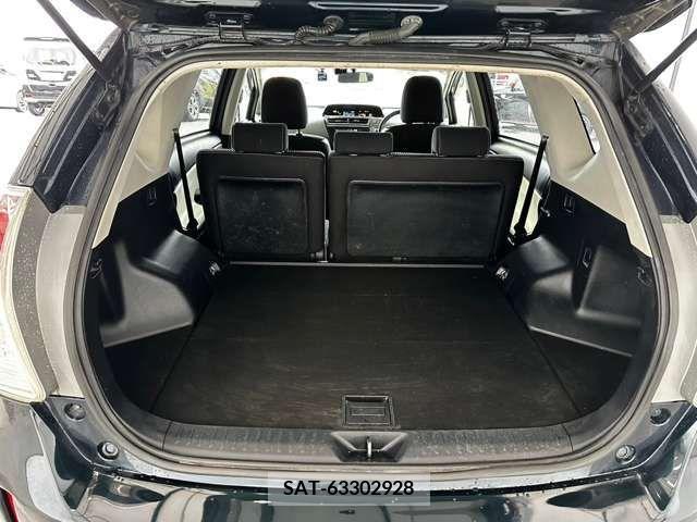 Toyota PRIUS ALPHA 2016-09 329470-9