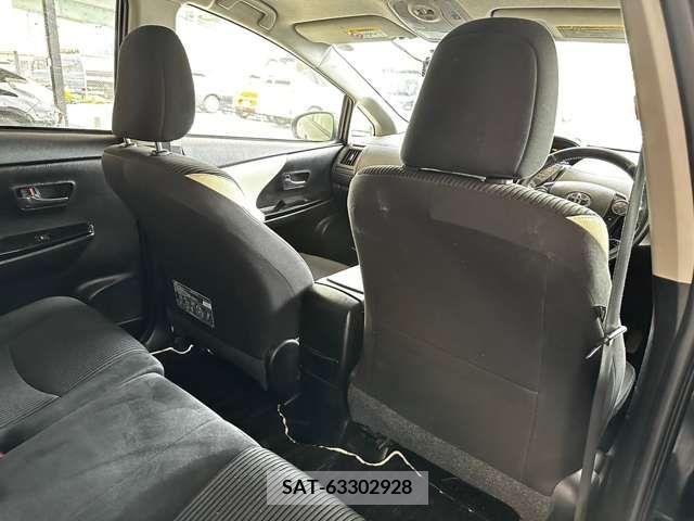 Toyota PRIUS ALPHA 2016-09 329470-7