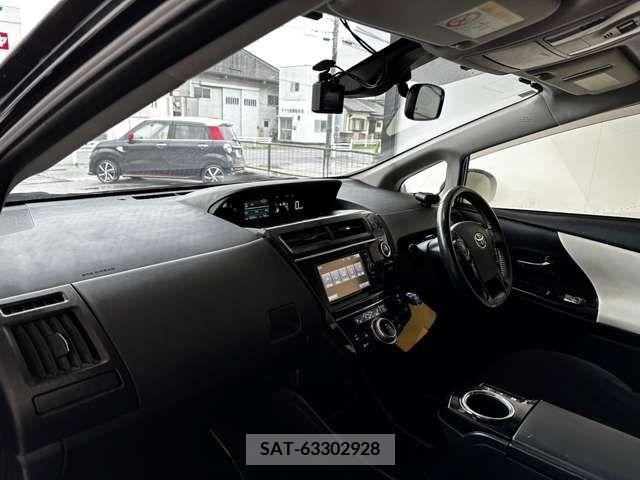 Toyota PRIUS ALPHA 2016-09 329470-17